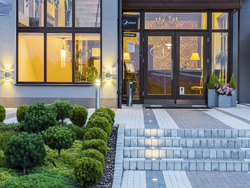 Hotel Oriza Gdów Eksteriør billede