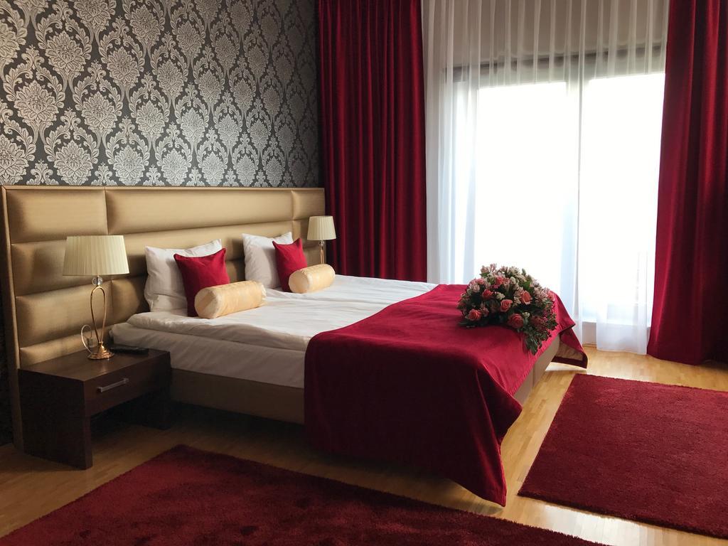 Hotel Oriza Gdów Eksteriør billede